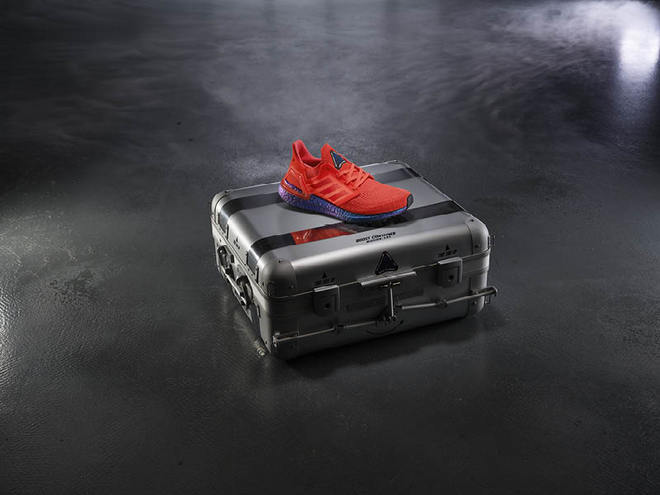 跑鞋上天，法力无边