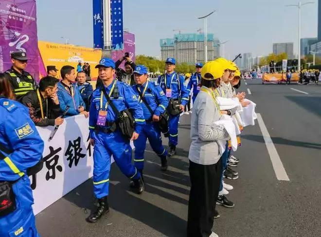 视频 | 山水城林 纵马金陵 2019南京马拉松