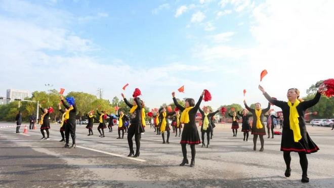 “奔跑吧！黄冈”居然之家-2019黄冈国际半程马拉松11月2日鸣枪开跑