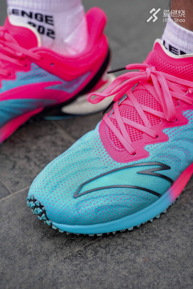 跑鞋 | 改变助力挑战 安踏C202 2.0