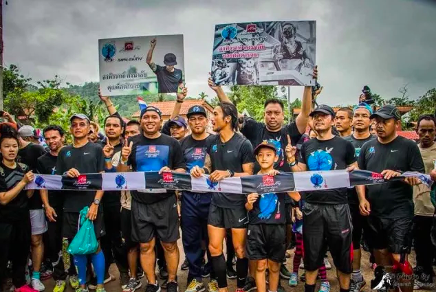 超燃！55天、2215公里、募捐超4600万美金！跑步：不止终点