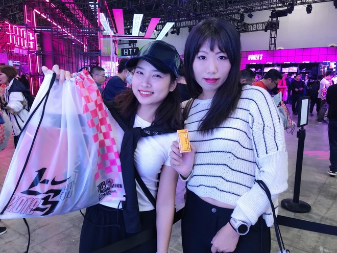 上马，止不住的热爱-2019上海马拉松赛记