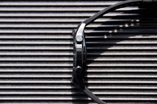 HUAWEI WATCH GT 2，商务型，运动芯