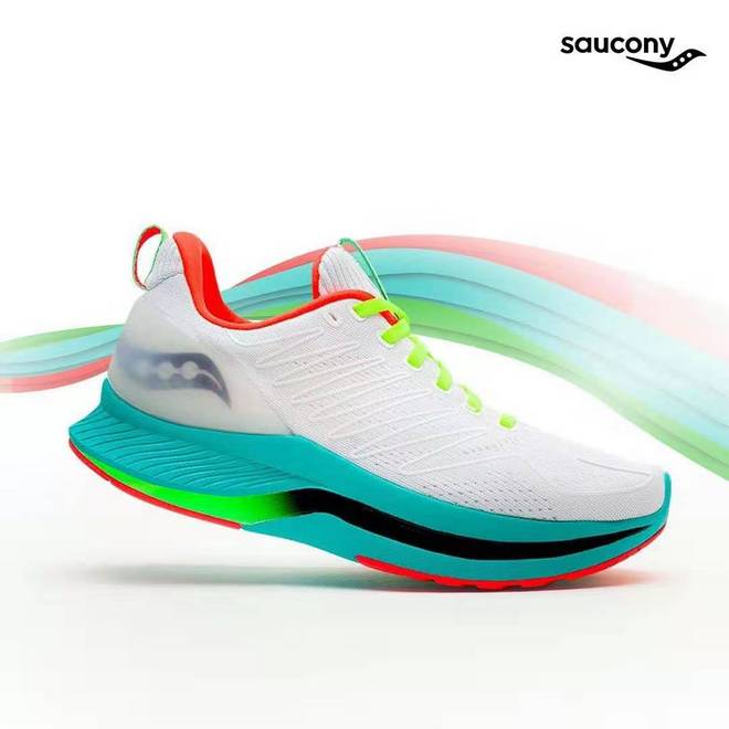 Nike Zoom系列箱根配色发售 基普乔格蝉联年度最佳男运动员| 跑圈十件事