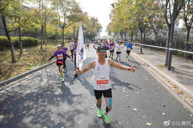 2019南马激情开跑 近3万跑友领略“创新名城 美丽古都”魅力