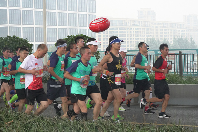 在更好的杭马遇见更好的风景，跑出更好的自己