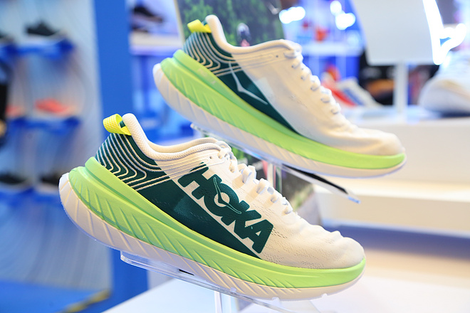 轻量缓冲  TIME TO FLY