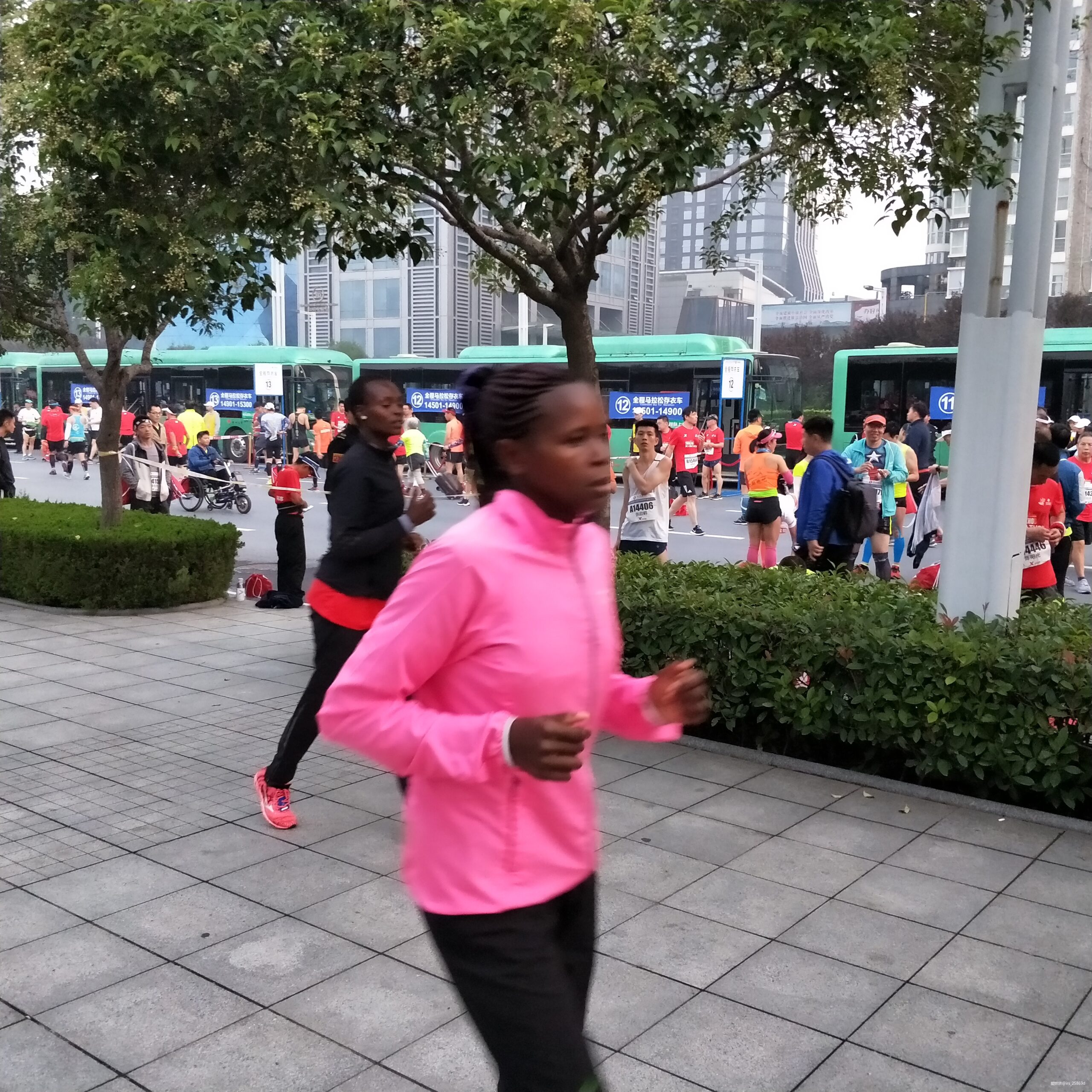 好一场“百家姓”马拉松