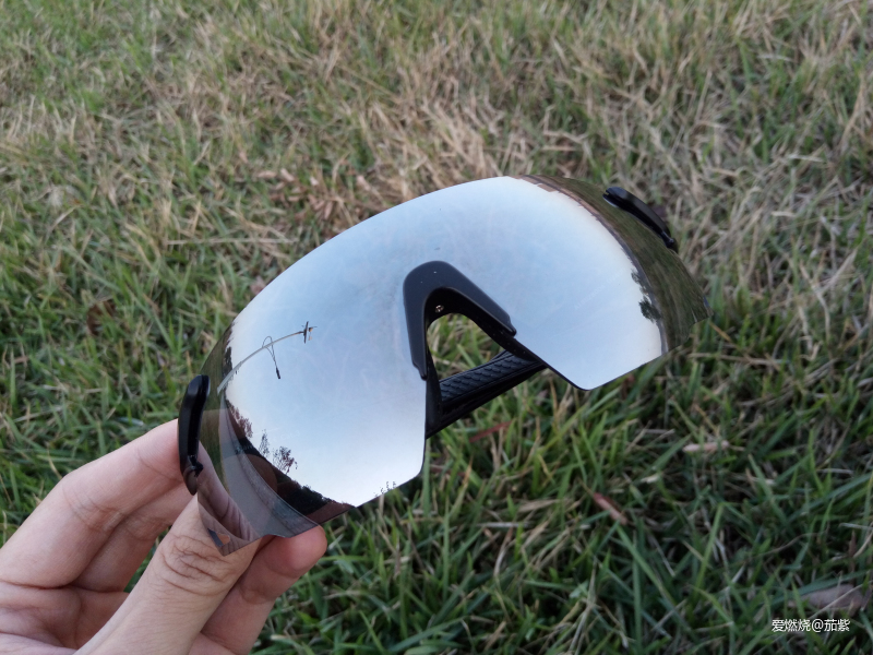 风雨中视线无阻，飞特VIGHT2019新款运动眼镜体验