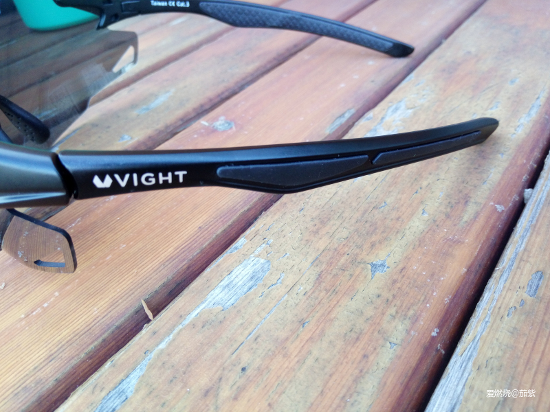 风雨中视线无阻，飞特VIGHT2019新款运动眼镜体验