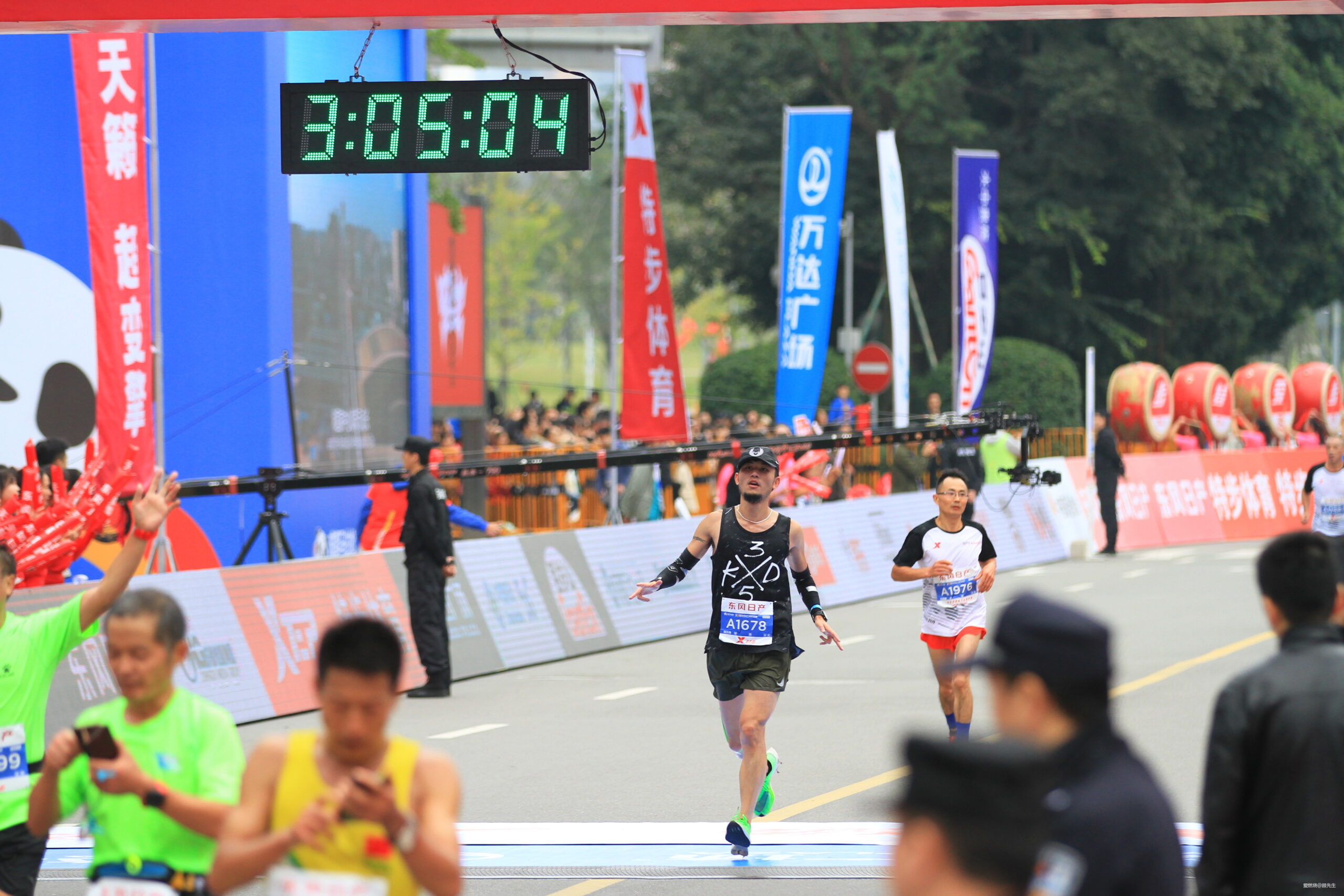 一年二刷成都，破三未来可期