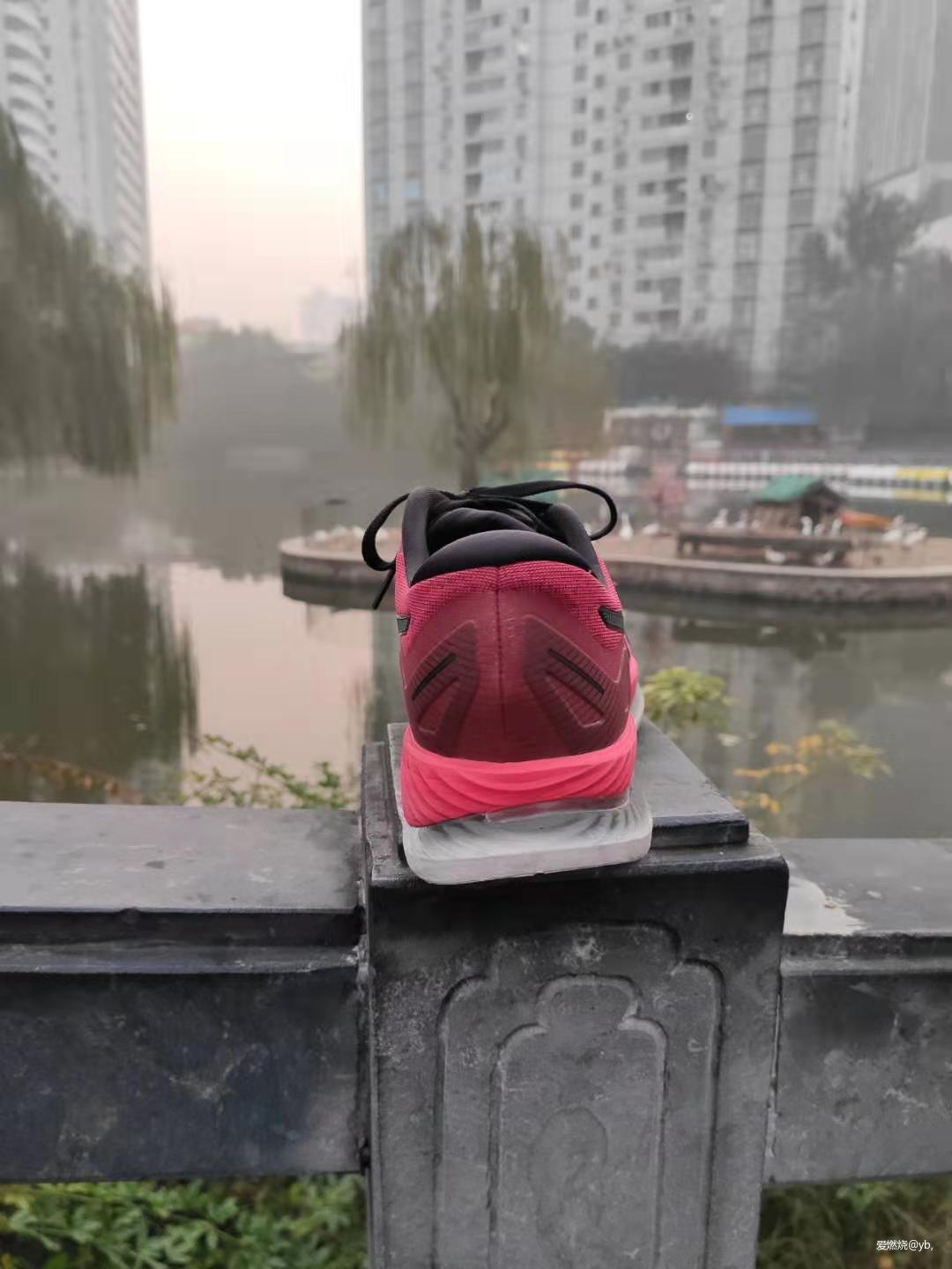 挑战更远的远方-亚瑟士GLIDERIDE评测报告