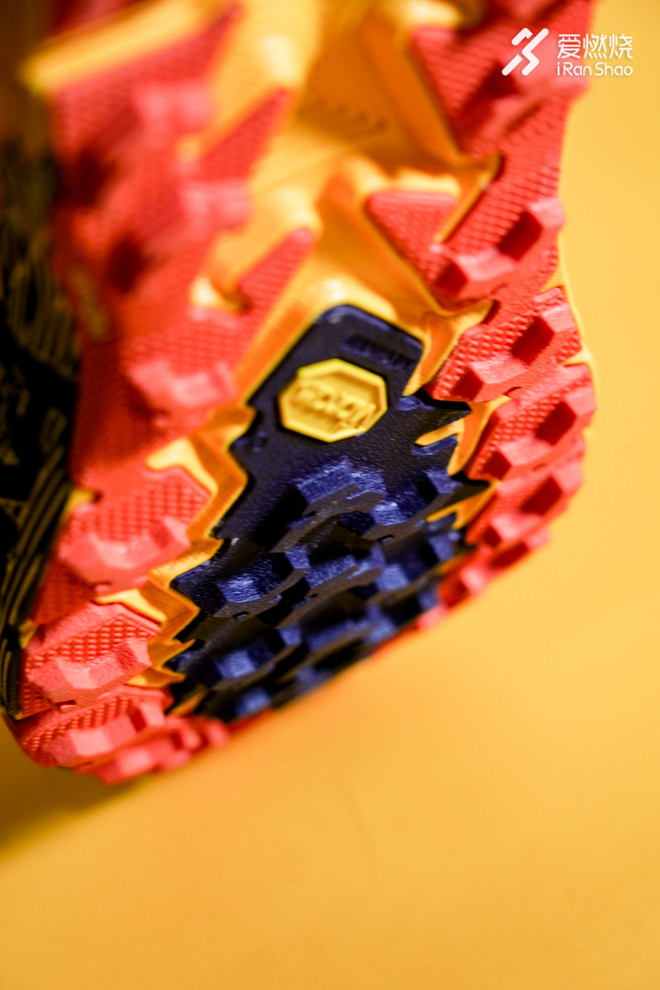 开箱 | 放“肆”去野 HOKA ONE ONE SPEEDGOAT4