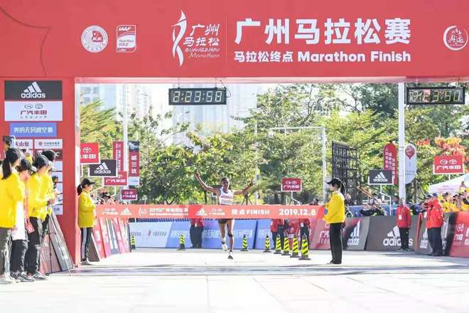 2020锡马明日报名 广马诞生中国业余跑者奥运达标第一人 | 跑圈十件事