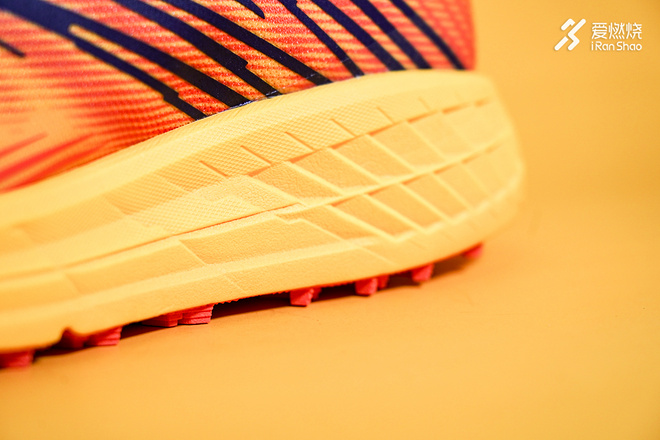 开箱 | 放“肆”去野 HOKA ONE ONE SPEEDGOAT4