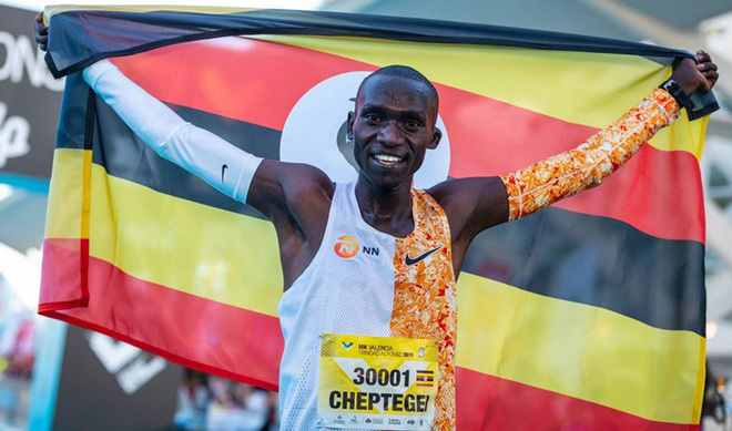 26分38秒路跑十公里新纪录诞生 莫法拉重回跑道剑指东京奥运奖牌| 跑圈十件事