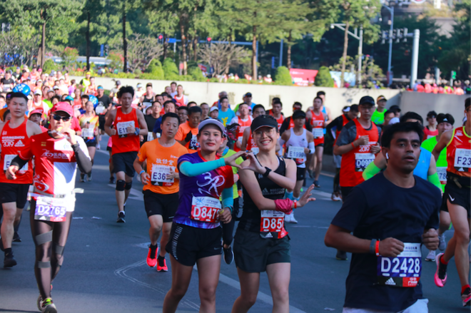 赛记|广马，我用脚步说爱你