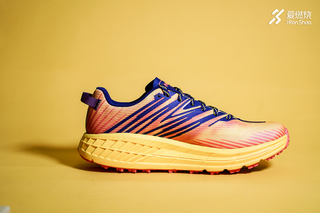 开箱 | 放“肆”去野 HOKA ONE ONE SPEEDGOAT4