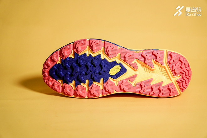 开箱 | 放“肆”去野 HOKA ONE ONE SPEEDGOAT4