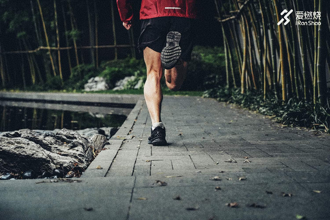 测评 | 路遥知“鞋”力 ASICS GEL-NIMBUS 22