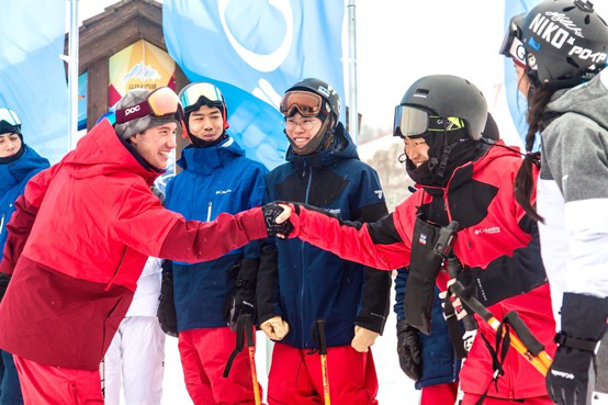 雪域竞技，引领冬日户外热潮 ——2019冬季 X Game金牌及2018平昌冬奥会银牌获得者Columbia自由式滑雪运动员ALEX FERREIRA媒体见面会