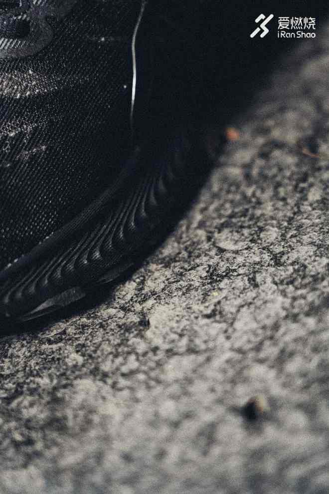 测评 | 路遥知“鞋”力 ASICS GEL-NIMBUS 22