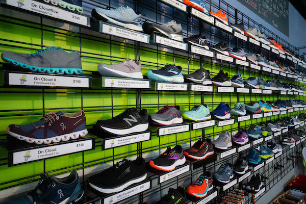 如何判断跑鞋合不合脚？