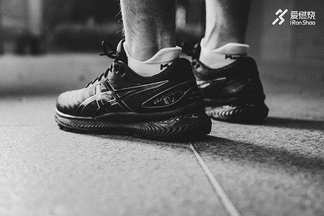 测评 | 路遥知“鞋”力 ASICS GEL-NIMBUS 22