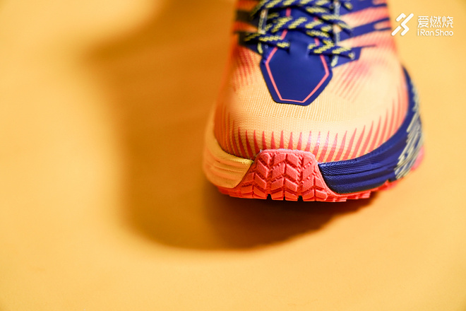 开箱 | 放“肆”去野 HOKA ONE ONE SPEEDGOAT4