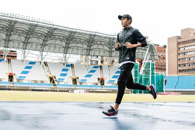 26分38秒路跑十公里新纪录诞生 莫法拉重回跑道剑指东京奥运奖牌| 跑圈十件事