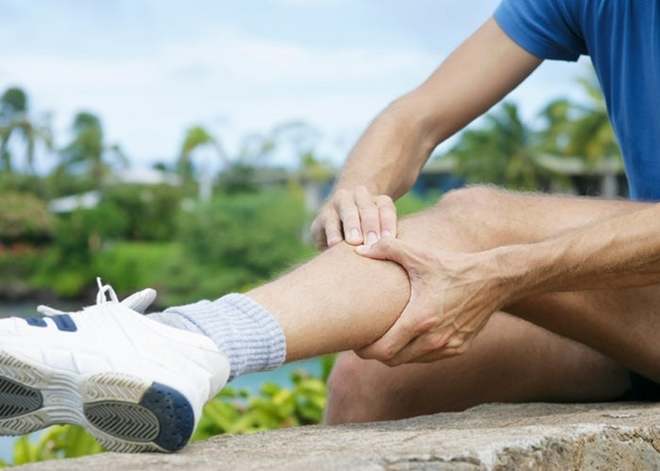 跑步时小腿骨经常性疼痛应该怎么办？