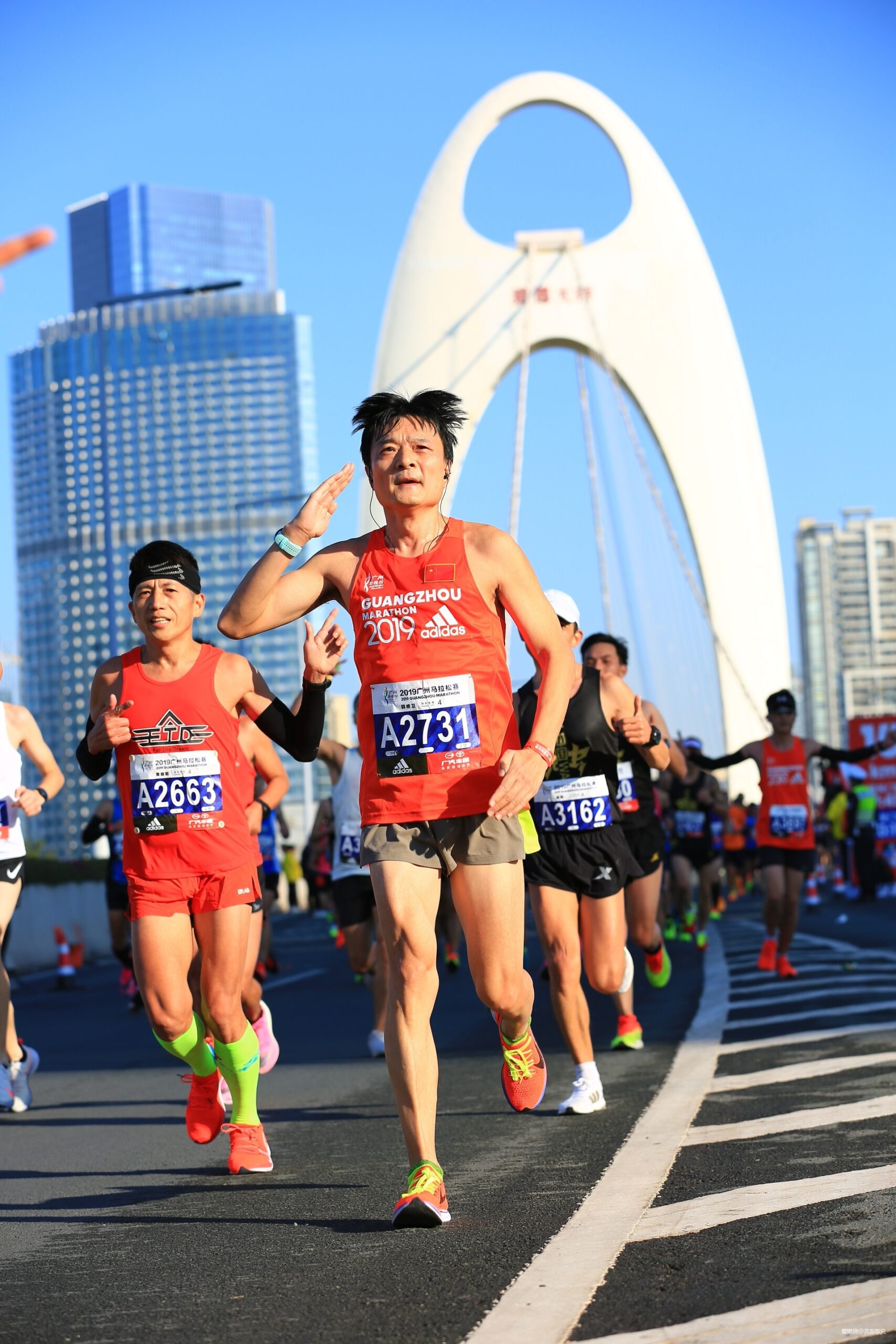 天下跑功，唯爱不破 ——2019广州马拉松跑记
