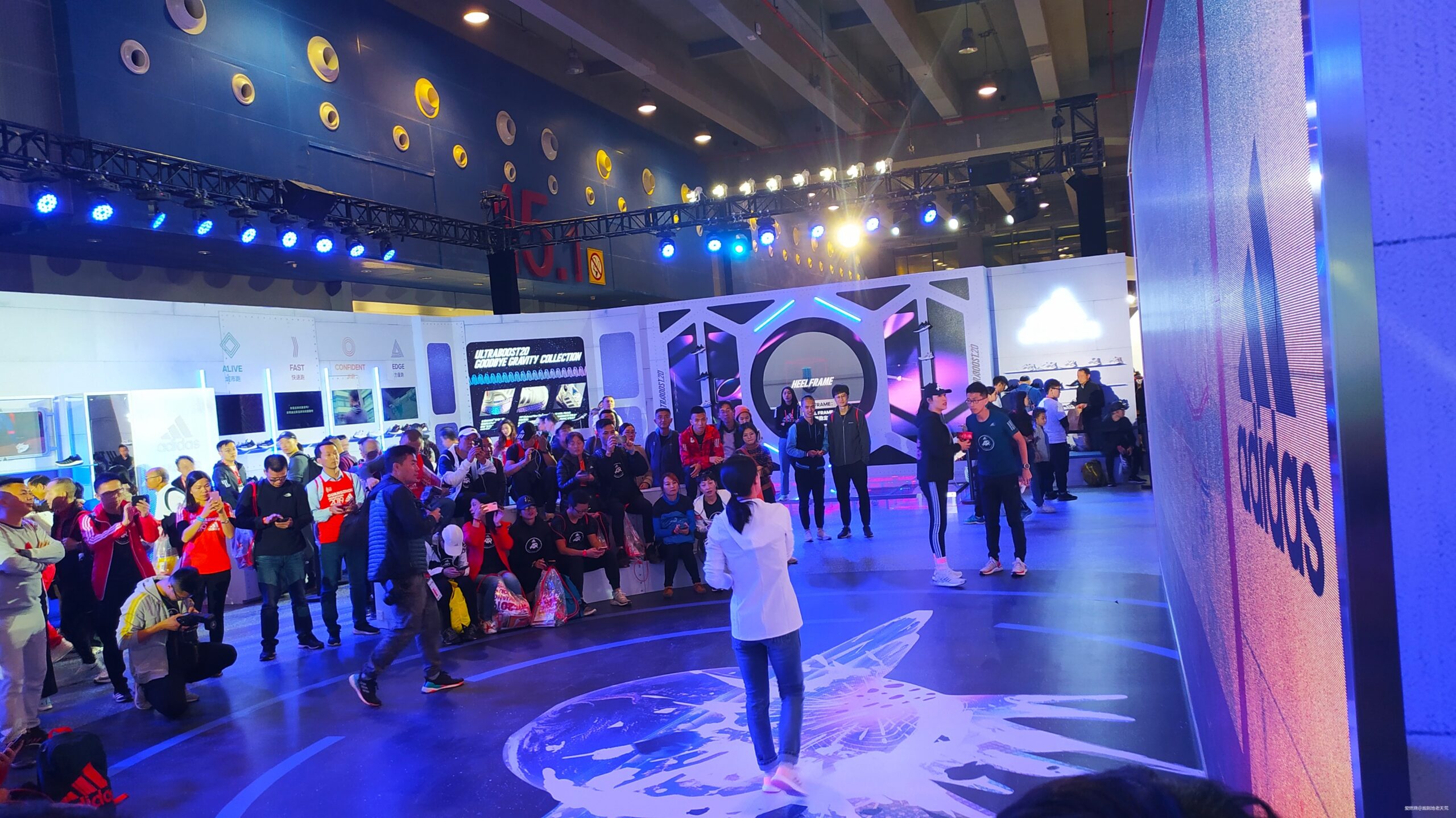 一起慢慢，数数羊城几只羊？——记2019广州马拉松（by跑到地老天荒）