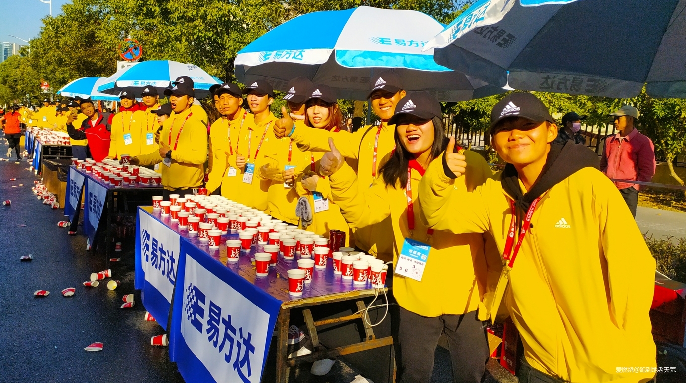 一起慢慢，数数羊城几只羊？——记2019广州马拉松（by跑到地老天荒）