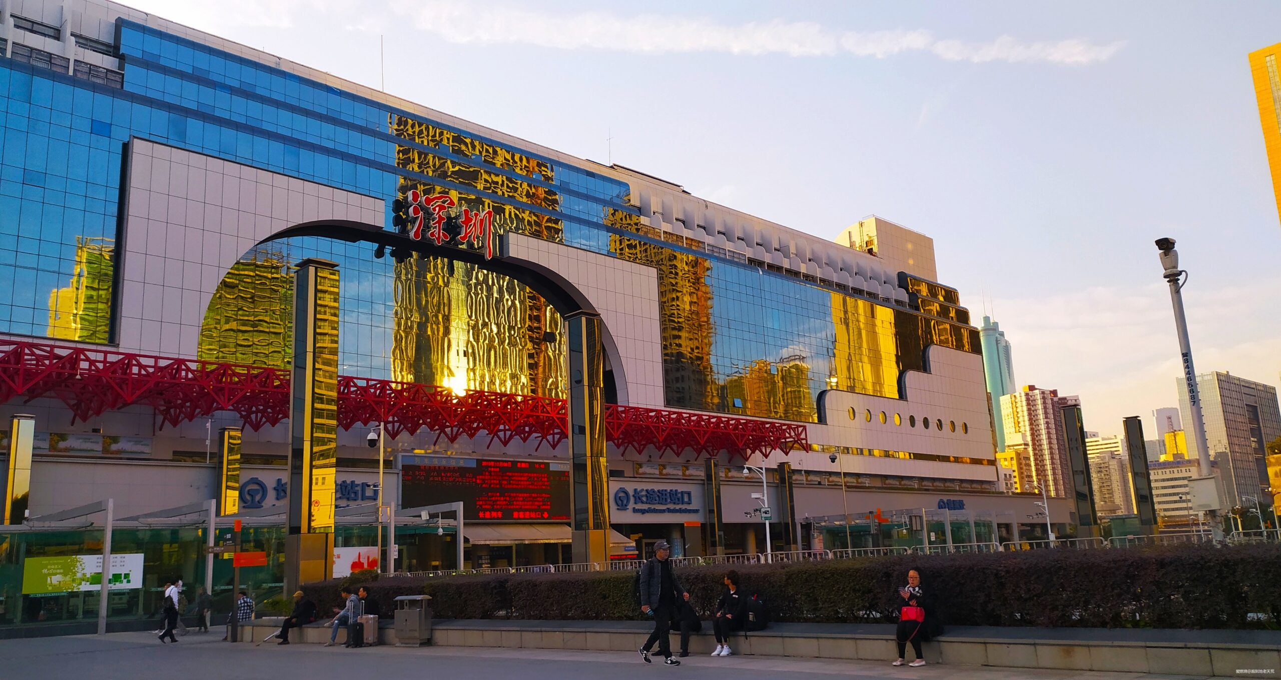 一起慢慢，数数羊城几只羊？——记2019广州马拉松（by跑到地老天荒）