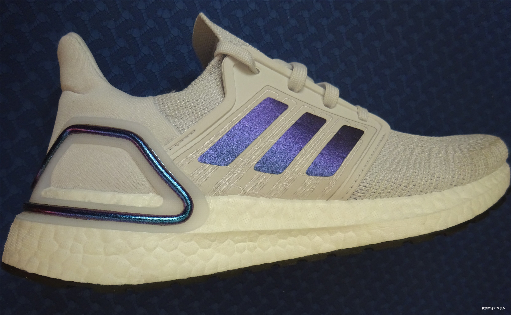 迸发太空，探索宇宙——ADIDAS ULTRABOOST 20 众测报告