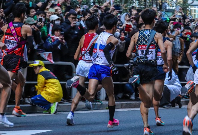 百年箱根驿传十区七破纪录 青学大重回巅峰