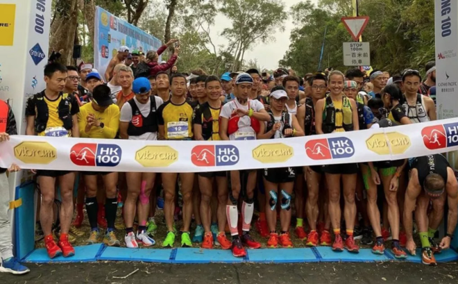 10:00:17！游培泉获2020港百冠军！细数港百十年精彩瞬间