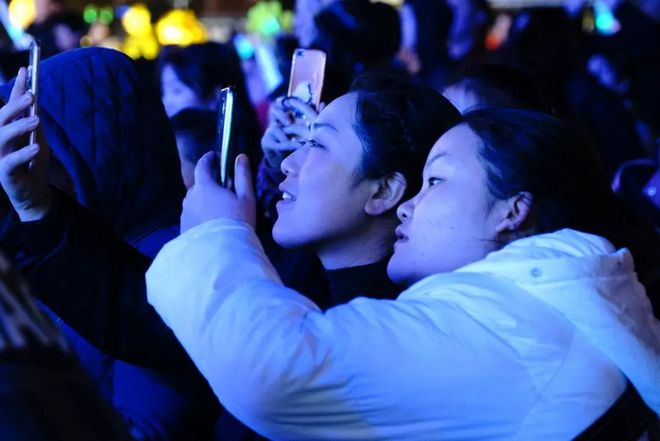 1月12日沸腾仁马，仁寿全城狂欢，你是否也对它流连忘返？