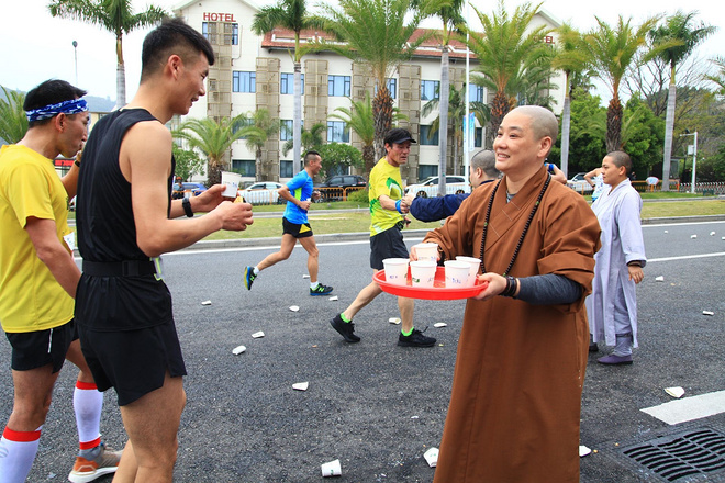 厦马24小时 | 厦马18岁 更成熟 也更靓丽