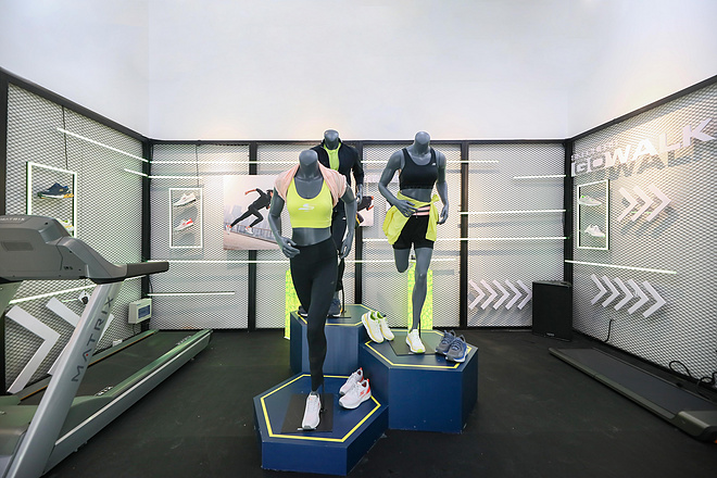 走进斯凯奇2020春夏新品预览 引领复古潮流新篇章