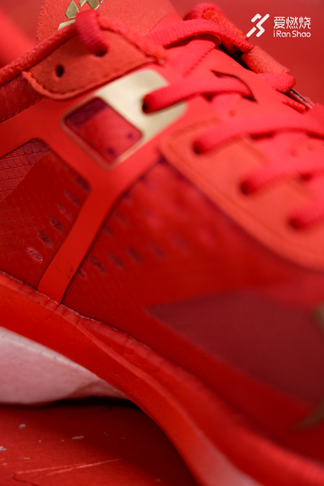 开箱 | 见证中国速度 特步竞速160X