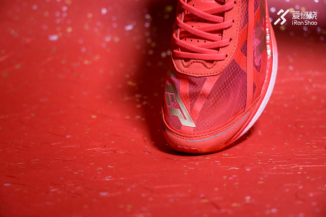 开箱 | 见证中国速度 特步竞速160X