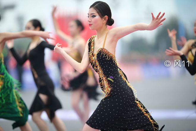 1月12日沸腾仁马，仁寿全城狂欢，你是否也对它流连忘返？