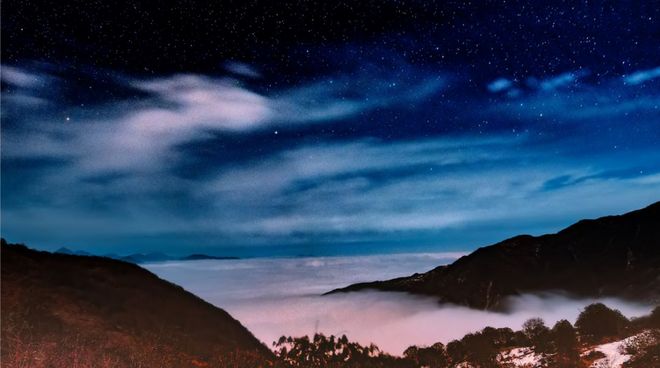 3694米，九鼎山云海王国越野图鉴