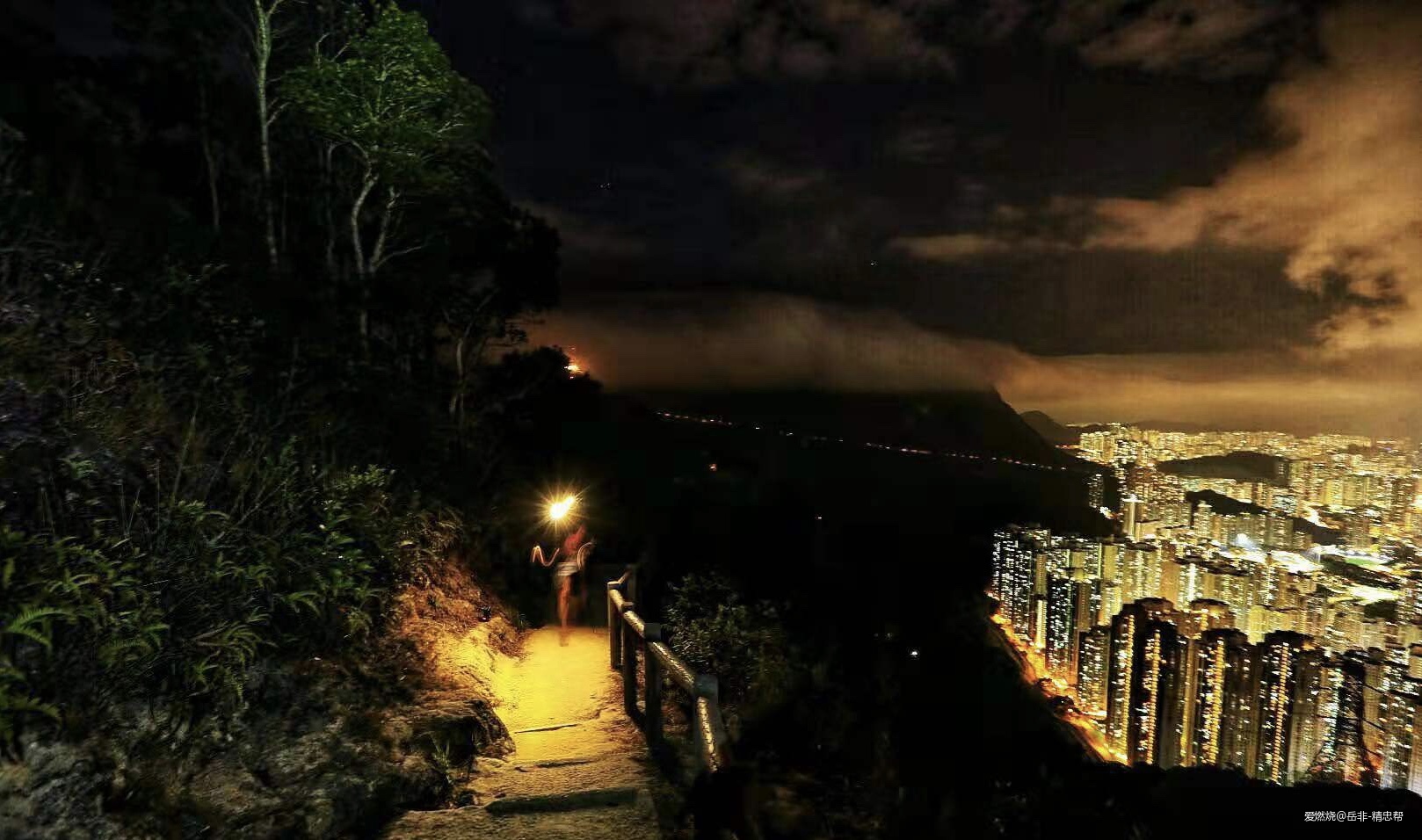 一场港百，一次残酷的战斗 |2020港百记忆