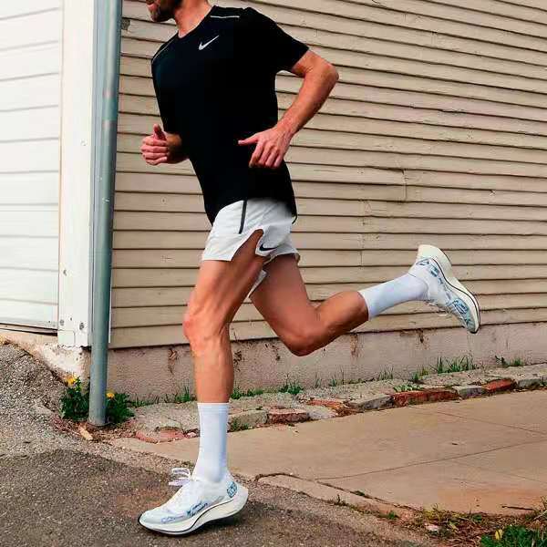 如何延长跑鞋的寿命