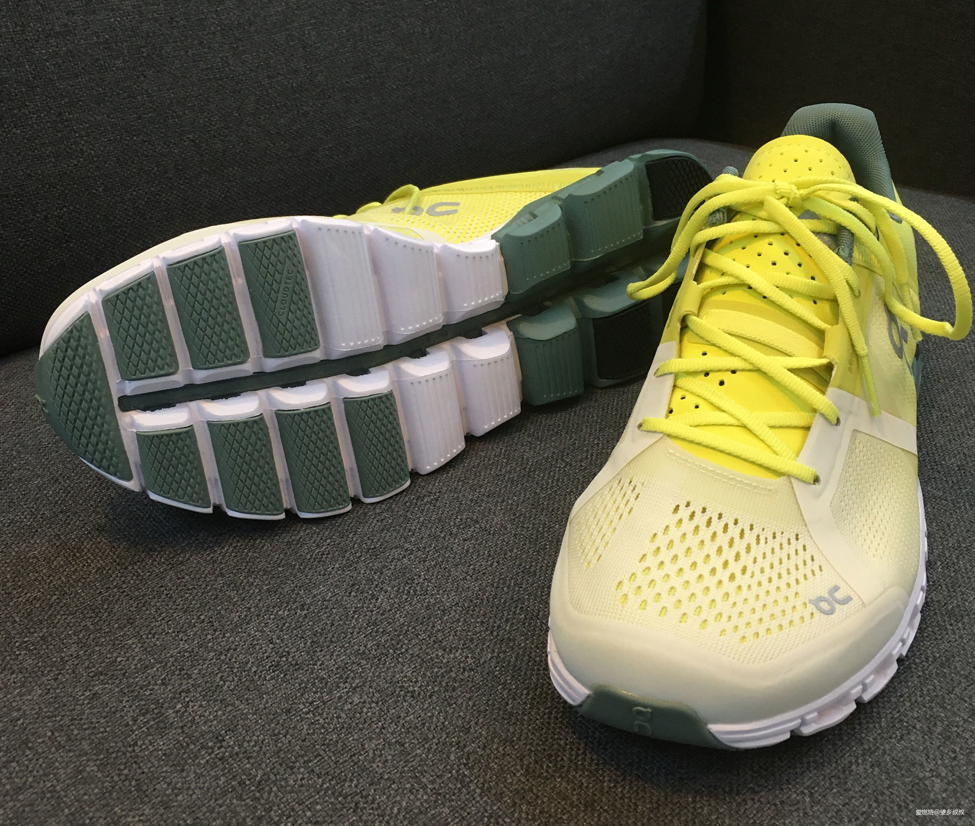 望乡叔叔测评---on running 昂跑 Cloudflow 2 测评