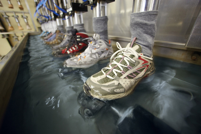 在路边走着走着，突然就想跑越野了