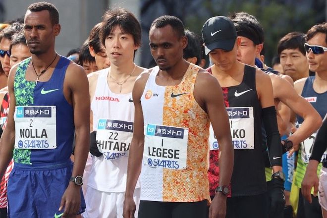 贝克勒破伦敦半马纪录 大迫杰东马破日本记录 | 跑圈十件事